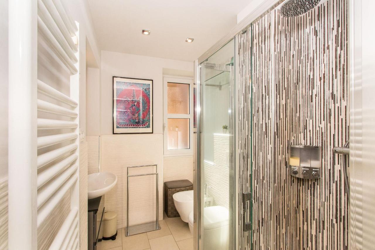 Corso Vittorio & Valentino Bright Studio Apartment Turin Luaran gambar